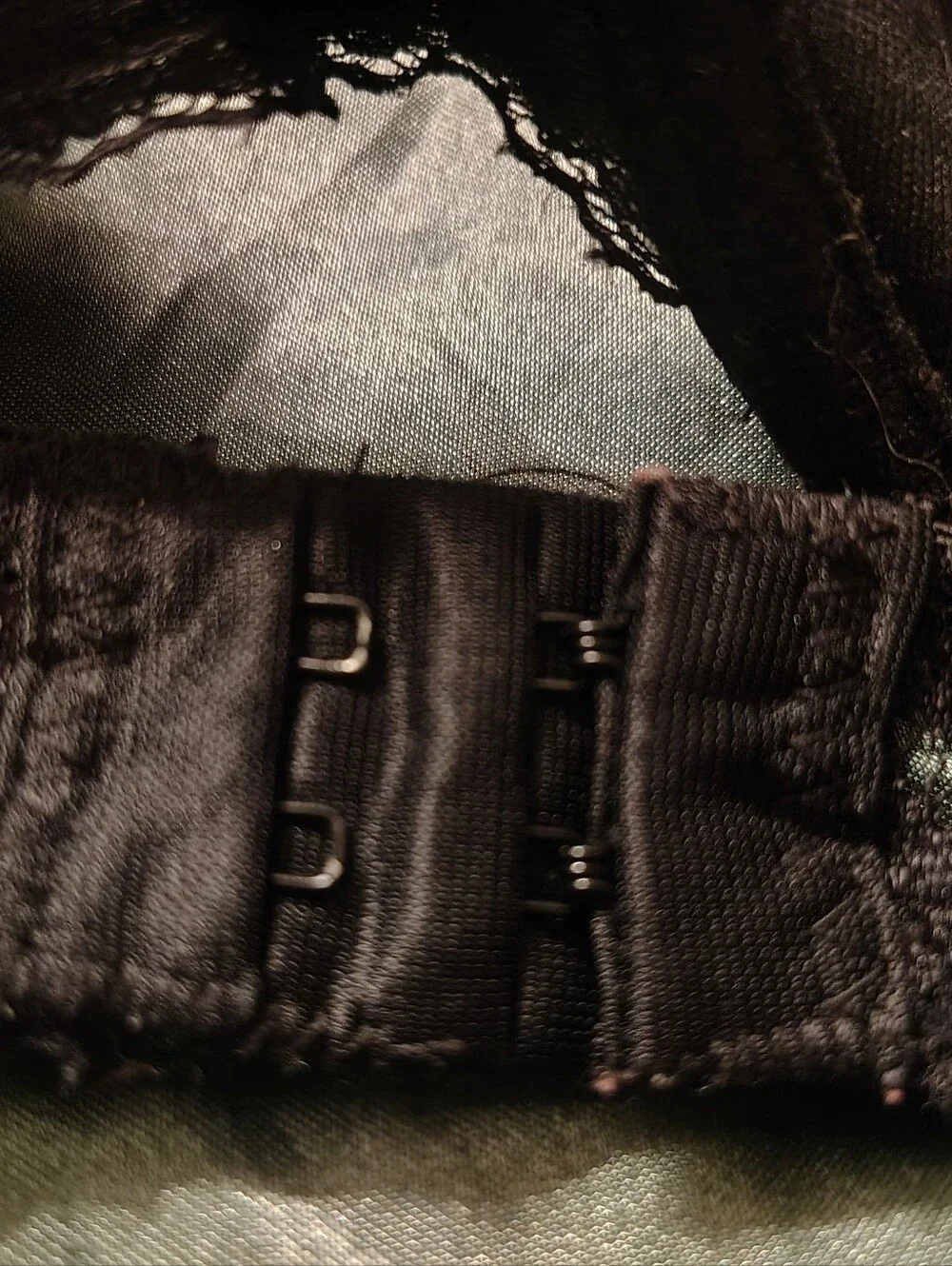 Pretty Juicy Couture Black Lace Padded Push Up Bra 34C Rhinestone Straps NWOT